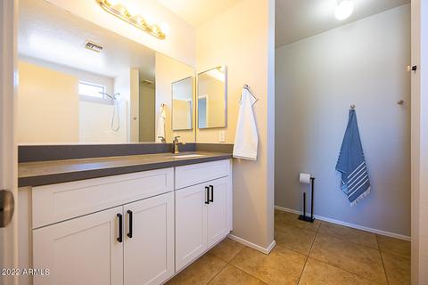 5825 S 31st Dr, Phoenix, AZ 85041 photo 14