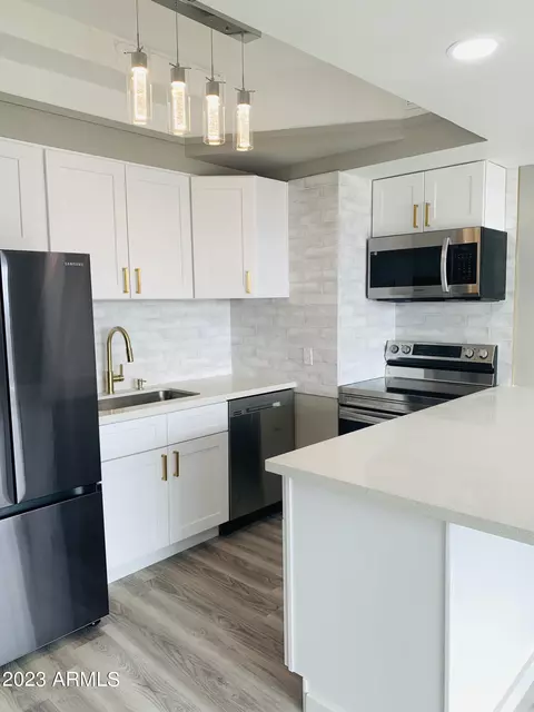 4750 N Central Ave #B11, Phoenix, AZ 85012