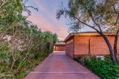135 E Lamar Rd, Phoenix, AZ 85012 photo 3