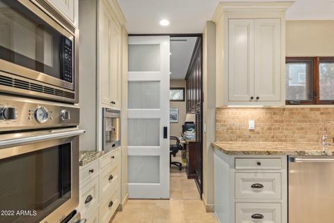 135 E Lamar Rd, Phoenix, AZ 85012 photo 12