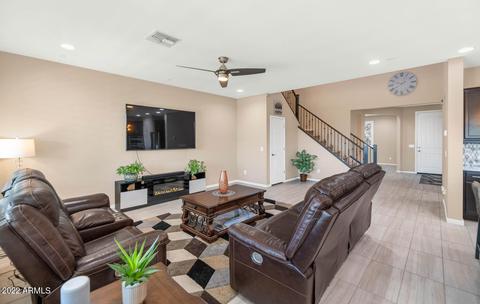 2935 E Riane Rd, Phoenix, AZ 85050 photo 2