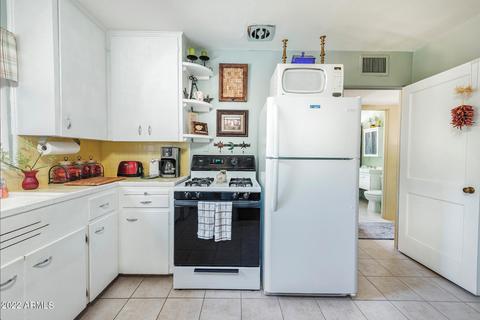 2240 E Cheery Lynn Rd, Phoenix, AZ 85016 photo 6
