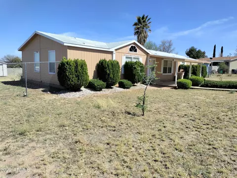 7269 S Lariat Rd, Hereford, AZ 85615