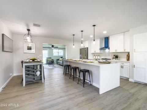 1028 E Lilac Dr, Tempe, AZ 85288 photo 1