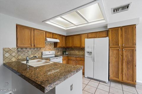 2325 E Pelican Ct, Gilbert, AZ 85234 photo 12