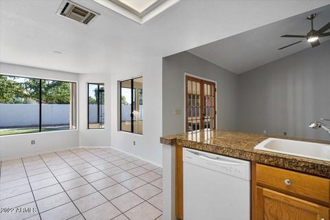 2325 E Pelican Ct, Gilbert, AZ 85234 photo 14