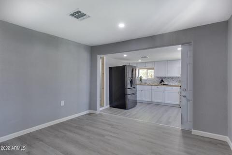 1129 W Apache St, Phoenix, AZ 85007 photo 18