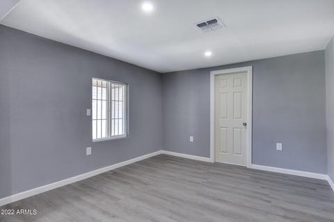 1129 W Apache St, Phoenix, AZ 85007 photo 7