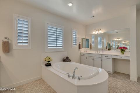 4539 E Walter Way, Phoenix, AZ 85050 photo 10