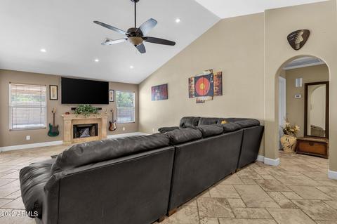 9843 S 45th Pl, Phoenix, AZ 85044 photo 6