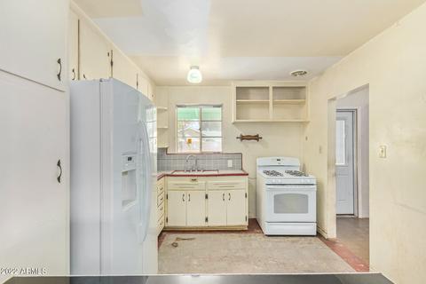 3817 N 33rd Pl, Phoenix, AZ 85018 photo 8