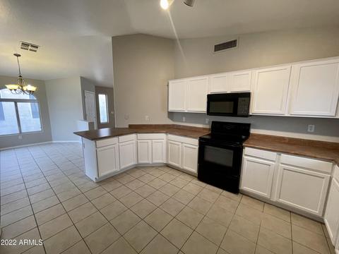 3207 E Kerry Ln, Phoenix, AZ 85050 photo 6