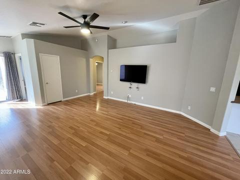 3207 E Kerry Ln, Phoenix, AZ 85050 photo 10