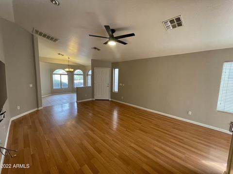 3207 E Kerry Ln, Phoenix, AZ 85050 photo 11
