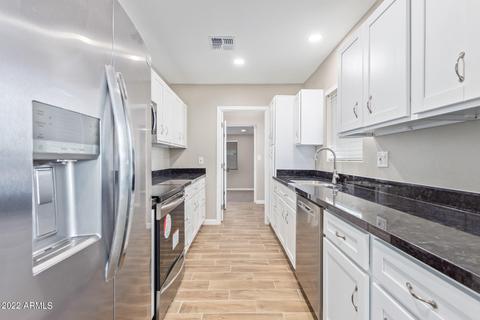 2162 E Violet Dr, Phoenix, AZ 85040 photo 12