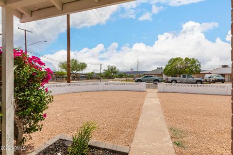 2162 E Violet Dr, Phoenix, AZ 85040 photo 6