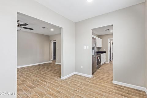2162 E Violet Dr, Phoenix, AZ 85040 photo 11