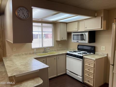 2905 E Oraibi Dr, Phoenix, AZ 85050 photo 12