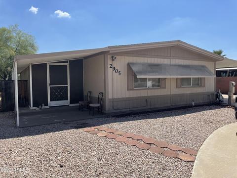 2905 E Oraibi Dr, Phoenix, AZ 85050 photo 1