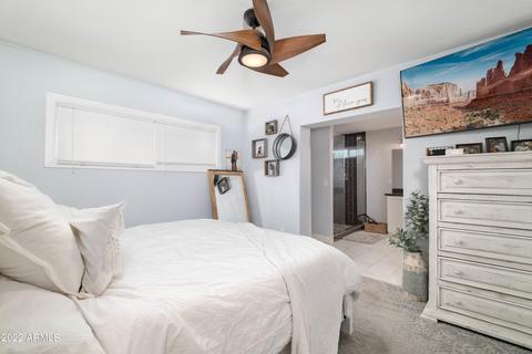 1040 E Highland Ave, Phoenix, AZ 85014 photo 9