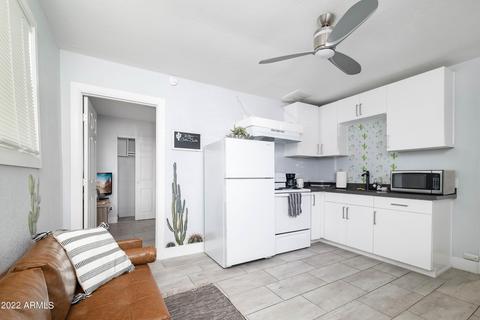 1040 E Highland Ave, Phoenix, AZ 85014 photo 11