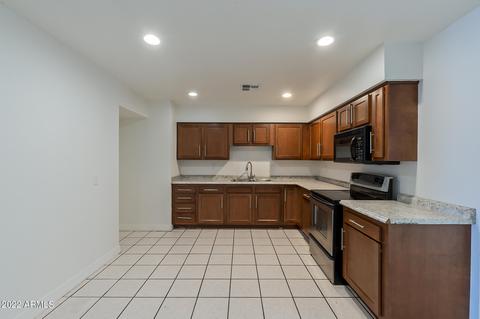 3307 N 59th Ave, Phoenix, AZ 85033 photo 2