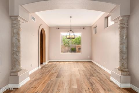 4423 E Hamblin Dr, Phoenix, AZ 85050 photo 9