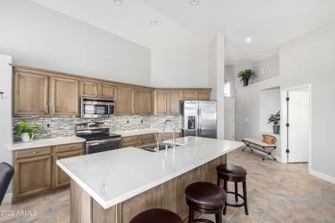 4709 E Peartree Ln, Gilbert, AZ 85298 photo 4