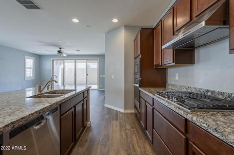 2921 E Sunland Ave, Phoenix, AZ 85040 photo 9