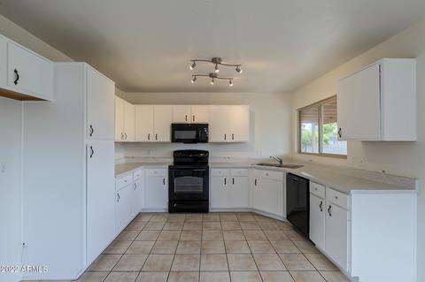 2043 E Paradise Ln, Phoenix, AZ 85022 photo 4