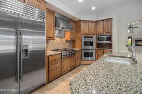 4121 N 58th Pl, Phoenix, AZ 85018 photo 11