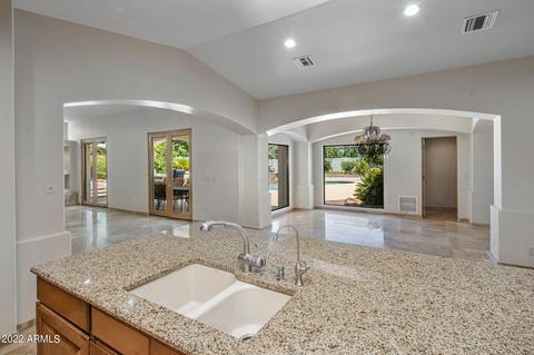 4121 N 58th Pl, Phoenix, AZ 85018 photo 12