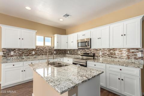 2245 E Saint Catherine Ave, Phoenix, AZ 85042 photo 11