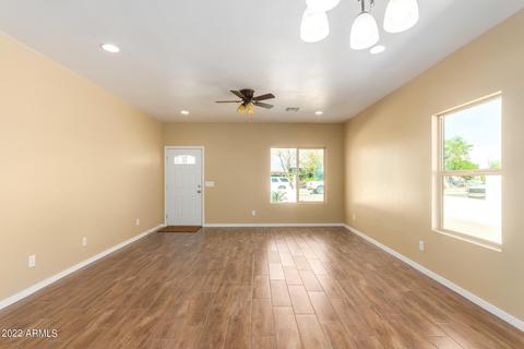 2245 E Saint Catherine Ave, Phoenix, AZ 85042 photo 8