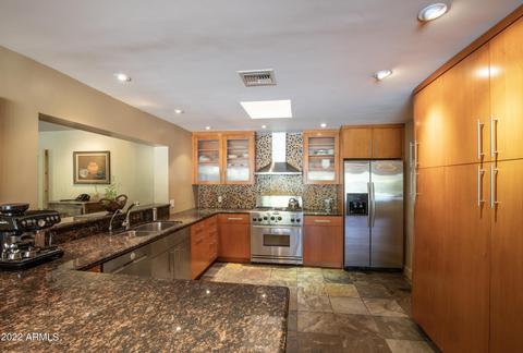 8022 N 11th Ave, Phoenix, AZ 85021 photo 7