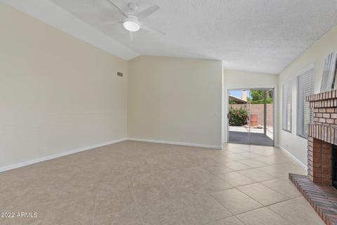 3018 E Kerry Ln, Phoenix, AZ 85050 photo 5