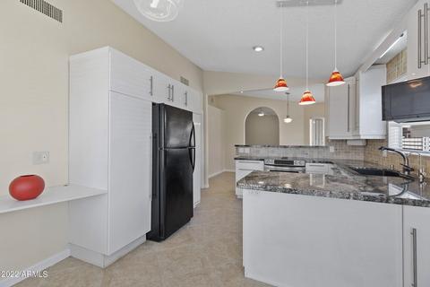 3018 E Kerry Ln, Phoenix, AZ 85050 photo 11