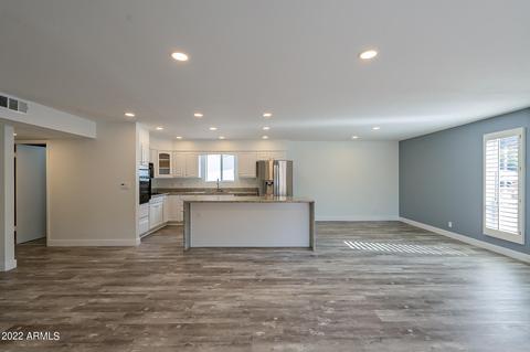 1302 Echo Ln, Phoenix, AZ 85020 photo 13