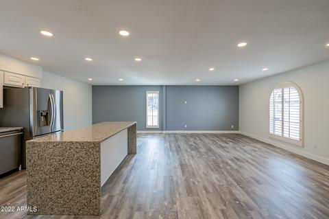 1302 Echo Ln, Phoenix, AZ 85020 photo 11