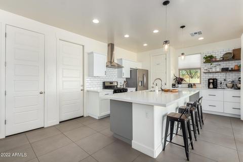 9824 S 3rd Ave, Phoenix, AZ 85041 photo 10
