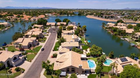 1850 E Lakecrest Dr, Gilbert, AZ 85234 photo 1