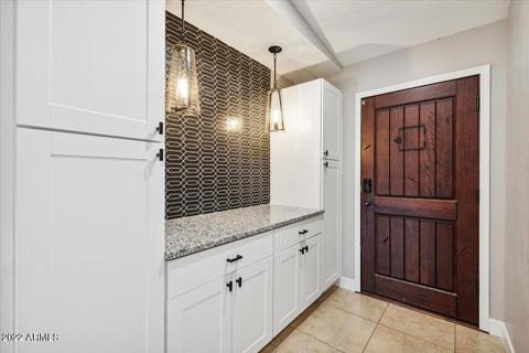 3043 N 34th St, Phoenix, AZ 85018 photo 1