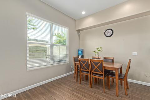 3036 N 37th Pl, Phoenix, AZ 85018 photo 11