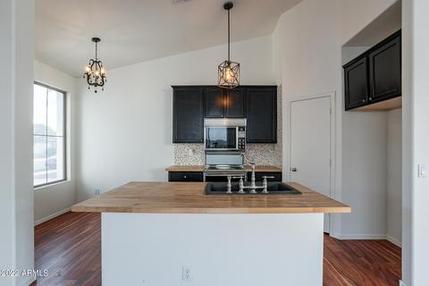 1418 E Wayland Dr, Phoenix, AZ 85040 photo 2