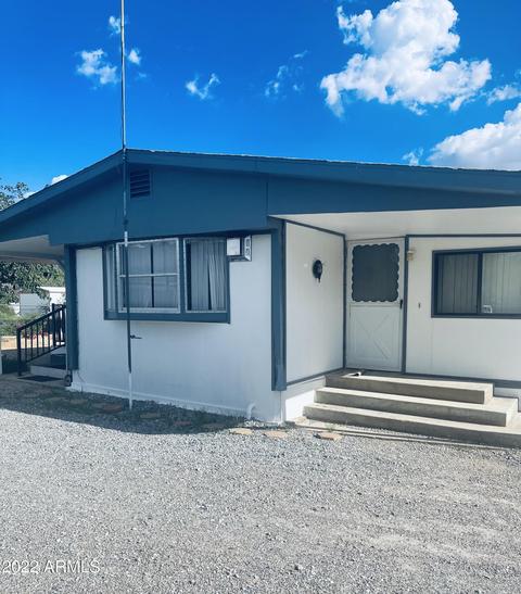 26560 S Chaparral Dr, Congress, AZ 85332