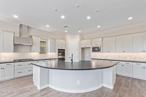 1537 E Flower St, Gilbert, AZ 85298 photo 1