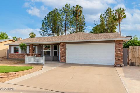 237 E Desert Ln, Gilbert, AZ 85234 photo 12