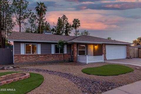 237 E Desert Ln, Gilbert, AZ 85234 photo 3