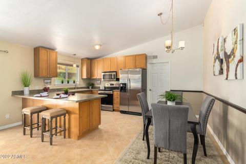 237 E Desert Ln, Gilbert, AZ 85234 photo 22