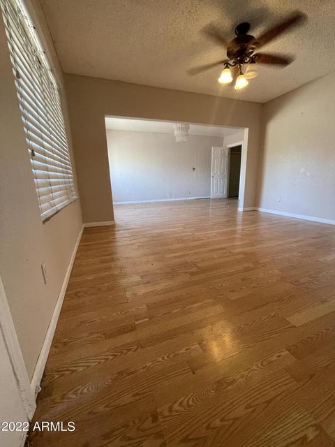 2901 E Michelle Dr, Phoenix, AZ 85032 photo 4